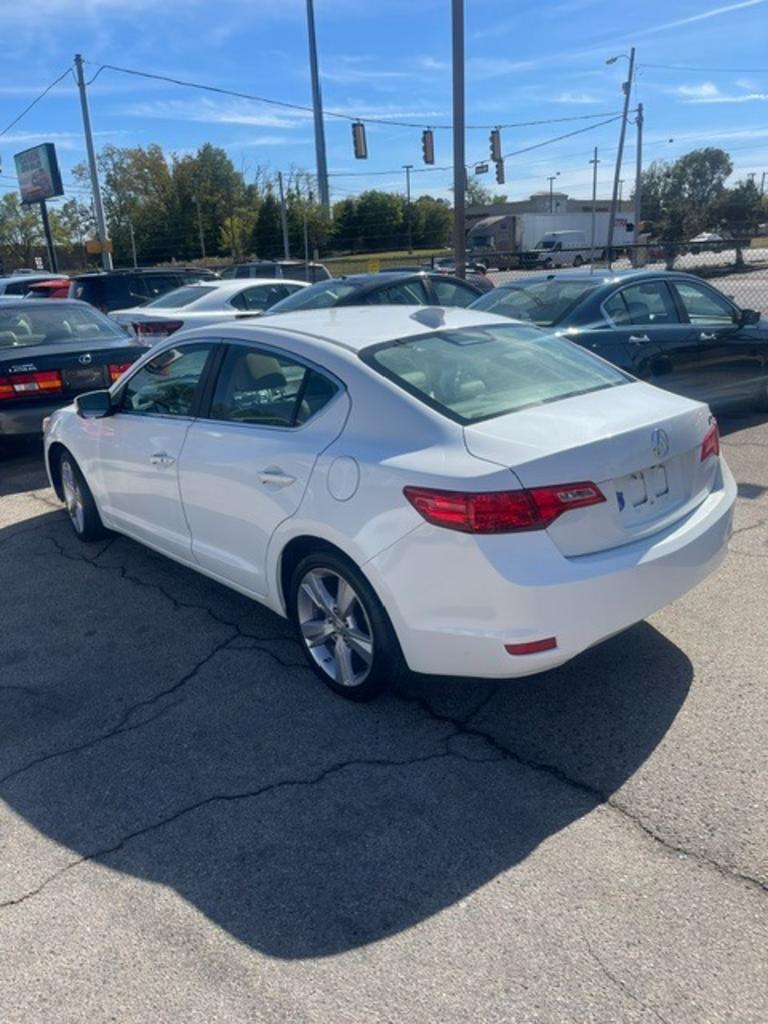 2014 Acura ILX