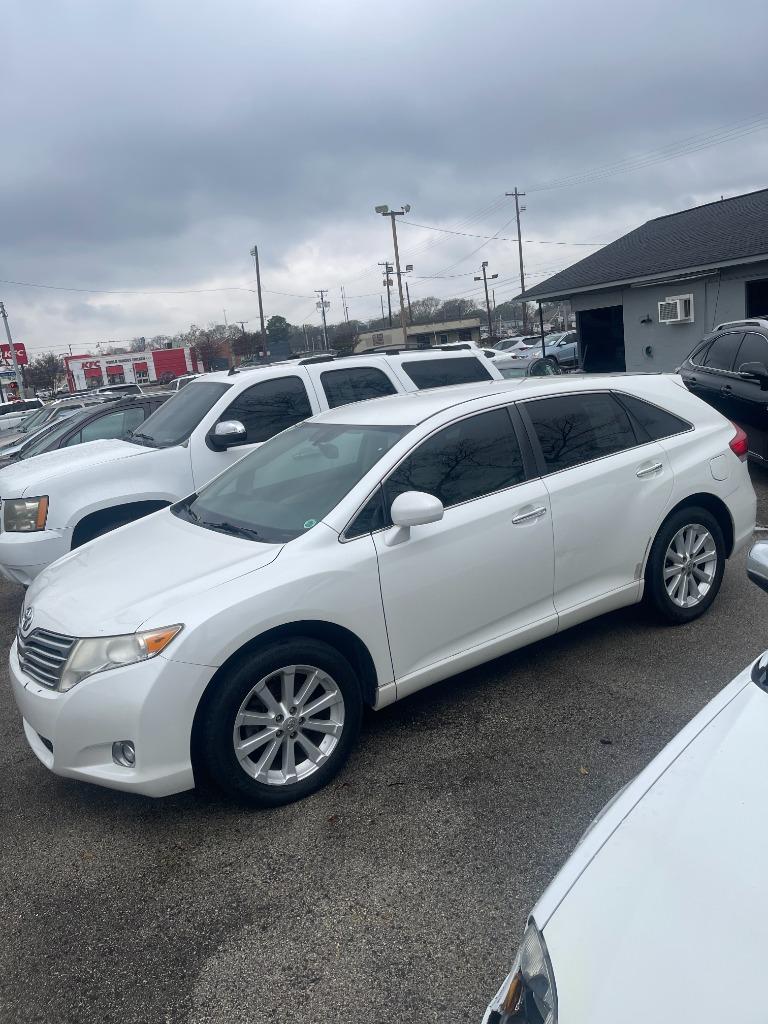 2011 Toyota Venza Base's photo