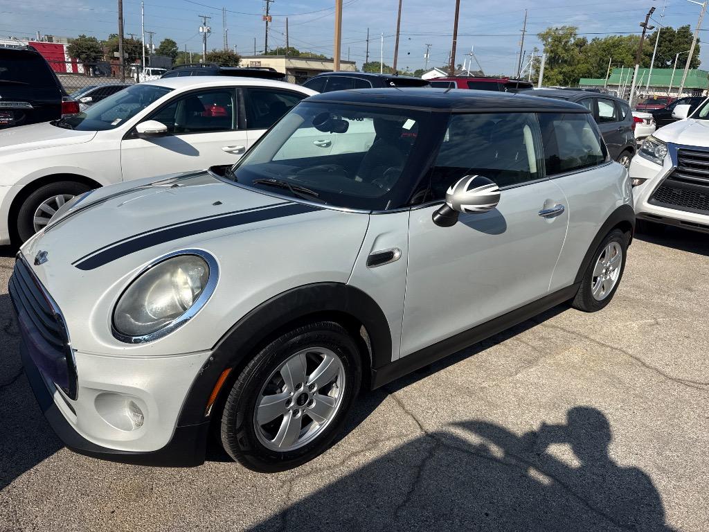 2016 MINI Cooper